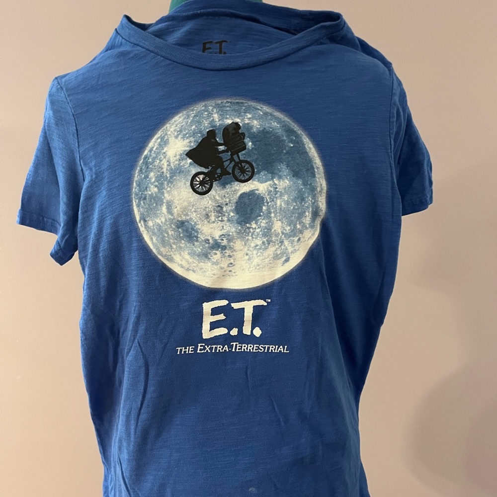 ET tee